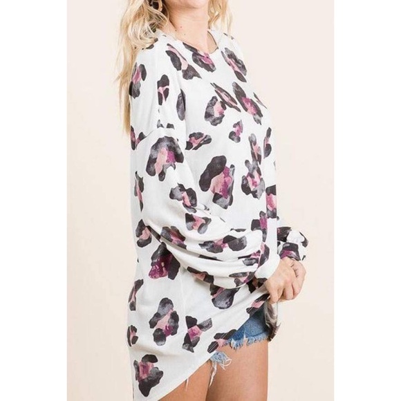 🌀💗 Oversized Printed Long Sleeve Top 💗 - Picture 3 of 4